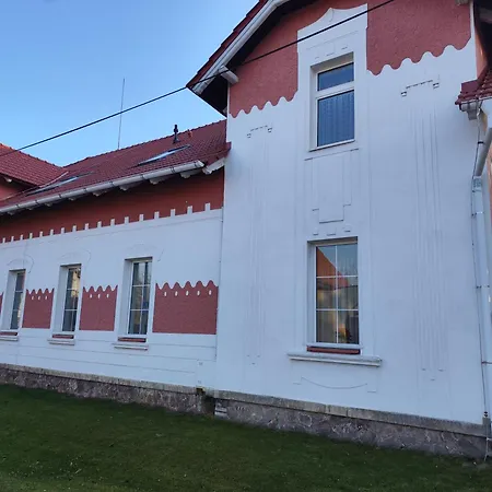Apartman Ptice Exteriér fotografie